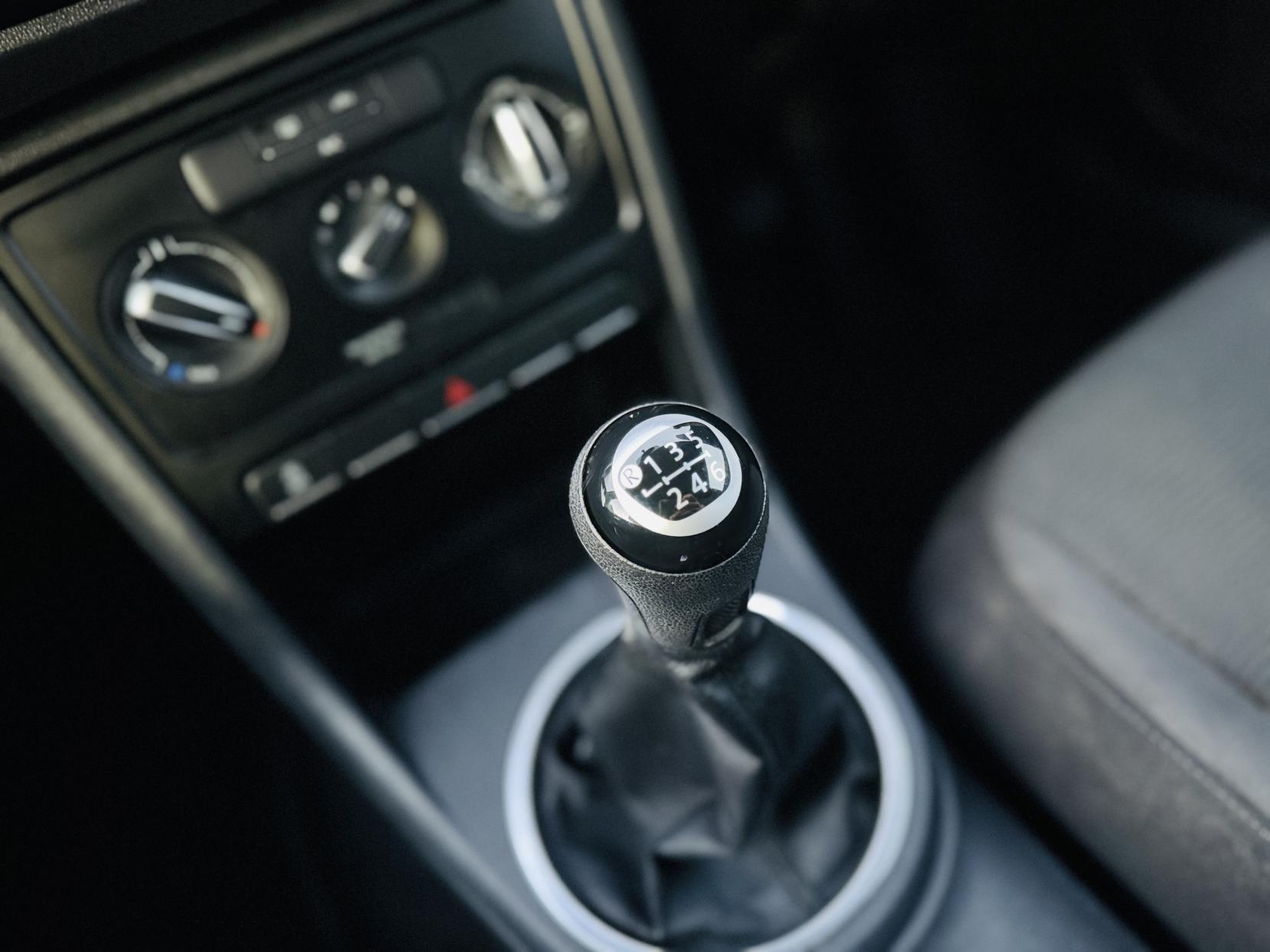 Volkswagen Beetle 1.2 TSI BlueMotion Tech Hatchback 3dr Petrol Manual Euro 6 (s/s) (105 ps)