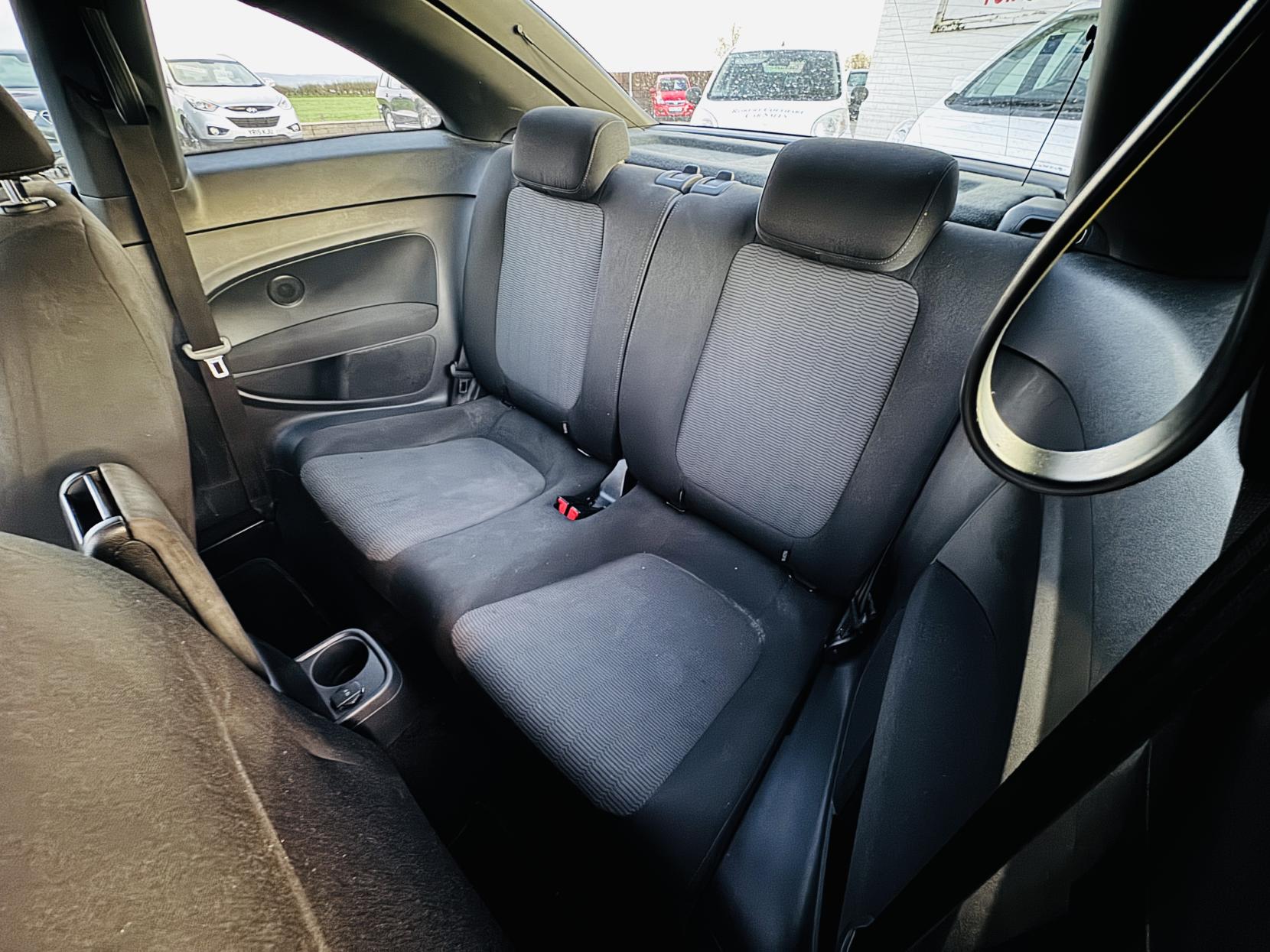 Volkswagen Beetle 1.2 TSI BlueMotion Tech Hatchback 3dr Petrol Manual Euro 6 (s/s) (105 ps)