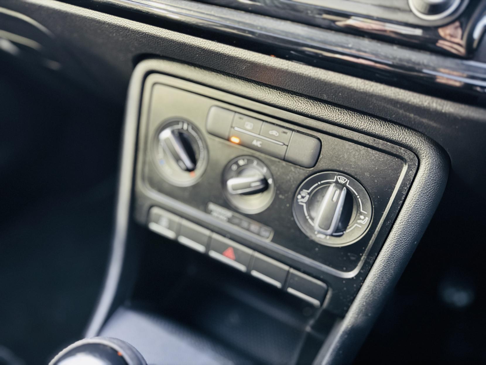 Volkswagen Beetle 1.2 TSI BlueMotion Tech Hatchback 3dr Petrol Manual Euro 6 (s/s) (105 ps)