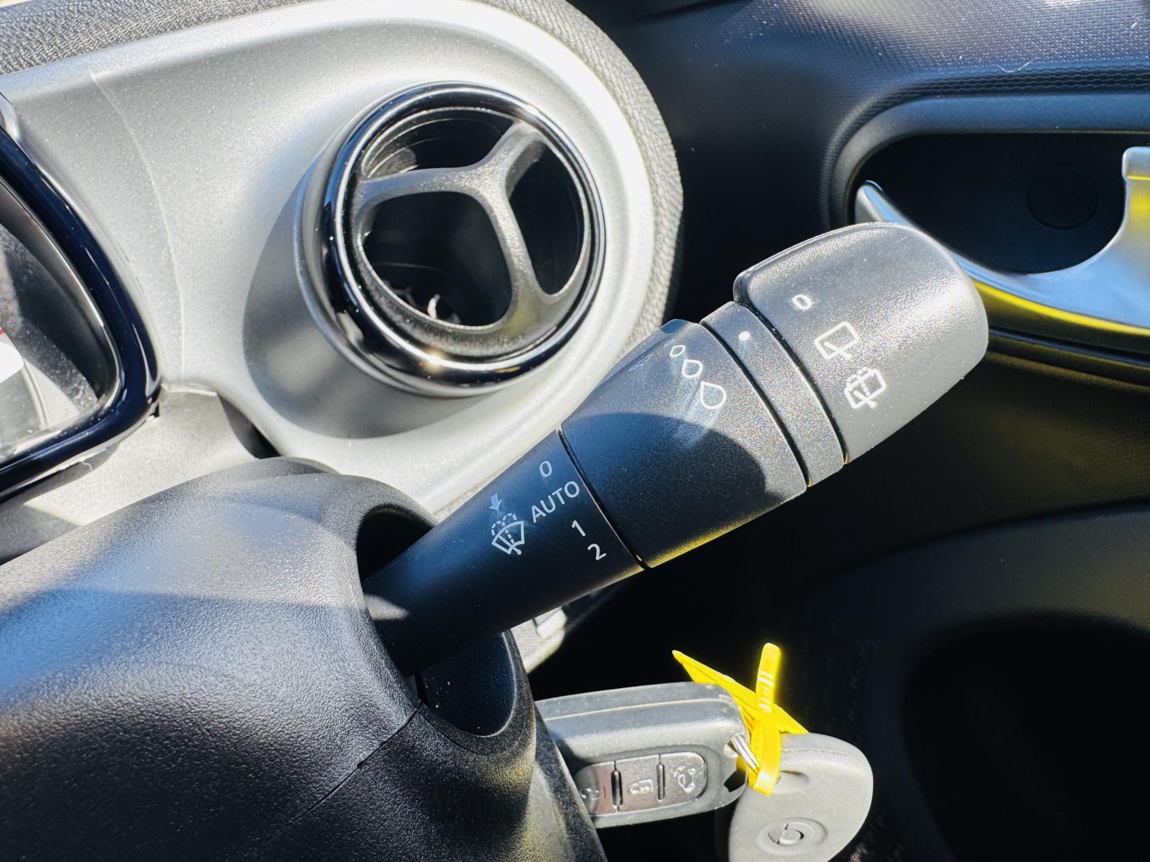 Smart forfour 0.9T Prime (Premium Plus) Hatchback 5dr Petrol Twinamic Euro 6 (s/s) (90 ps)