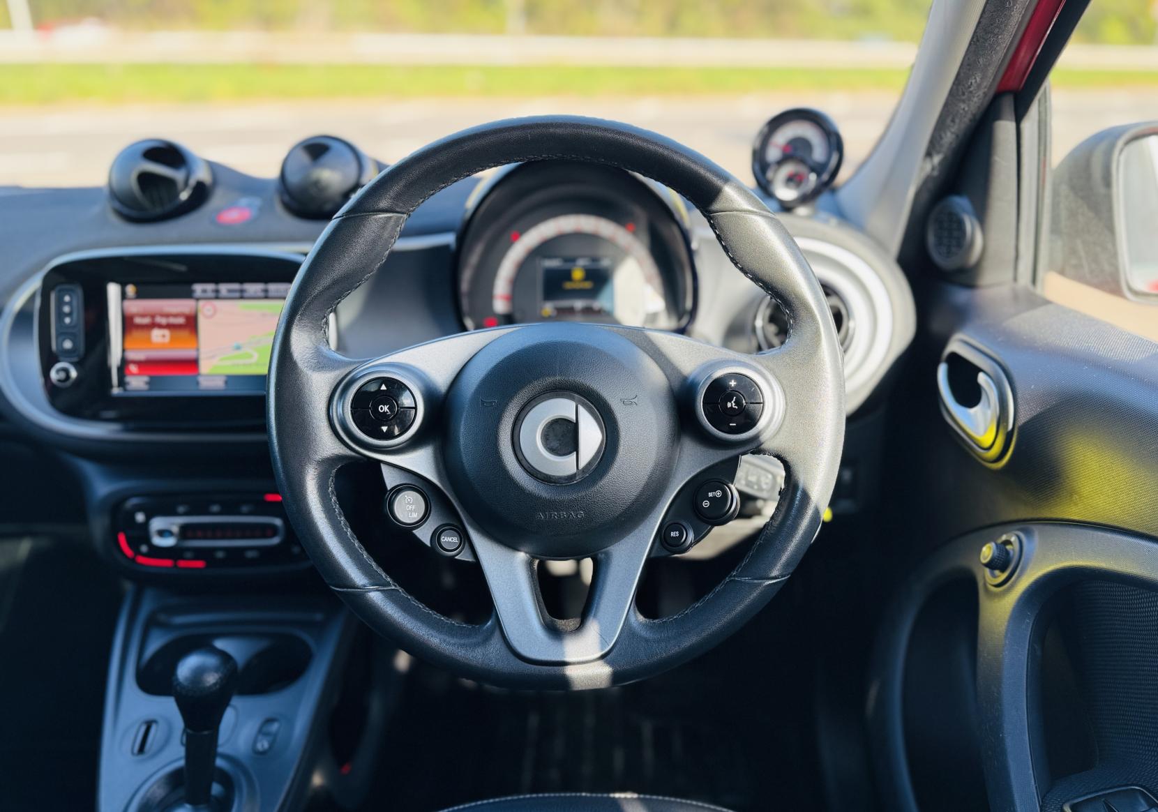 Smart forfour 0.9T Prime (Premium Plus) Hatchback 5dr Petrol Twinamic Euro 6 (s/s) (90 ps)