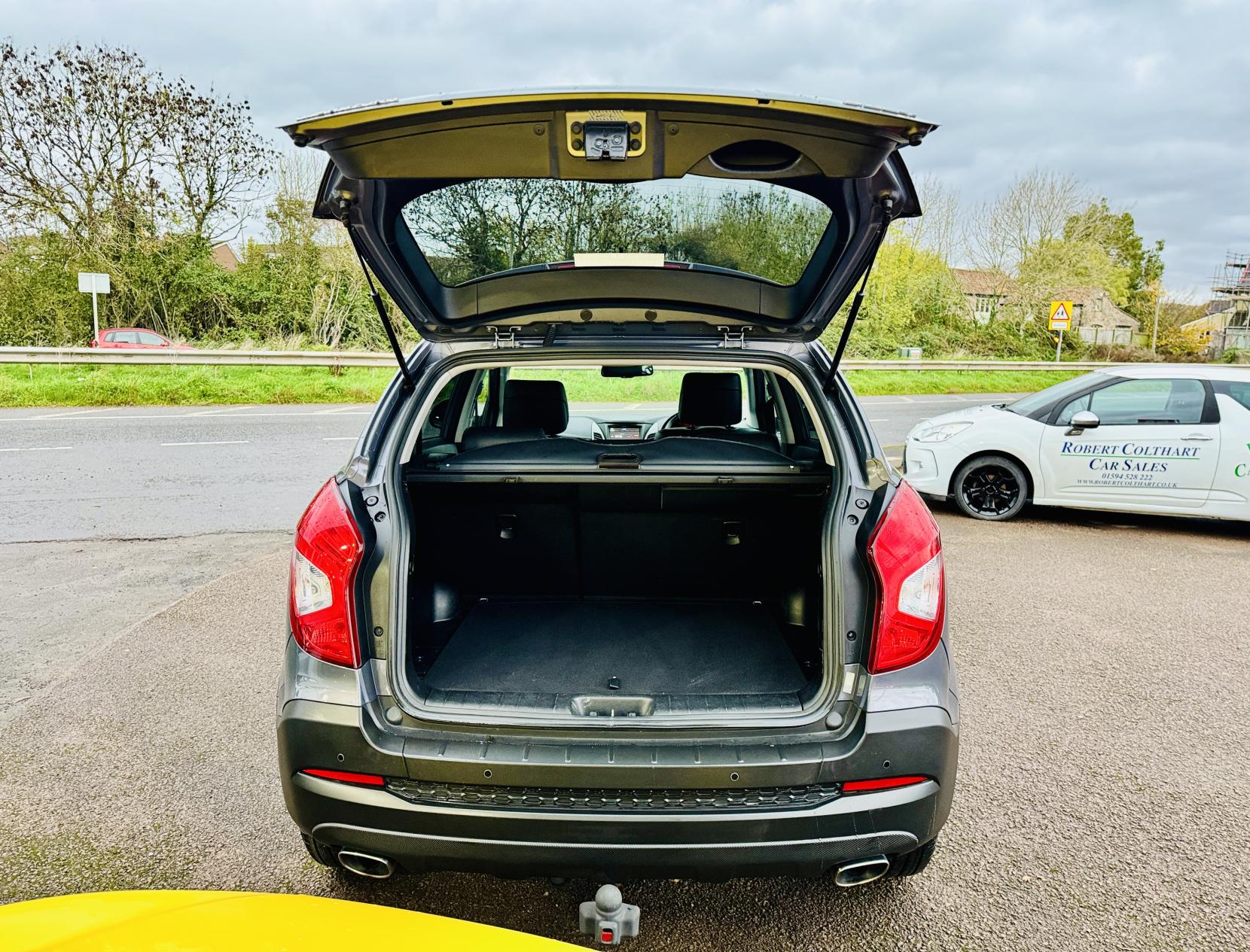 SsangYong Korando 2.2D ELX SUV 5dr Diesel Auto 4WD Euro 6 (178 ps)