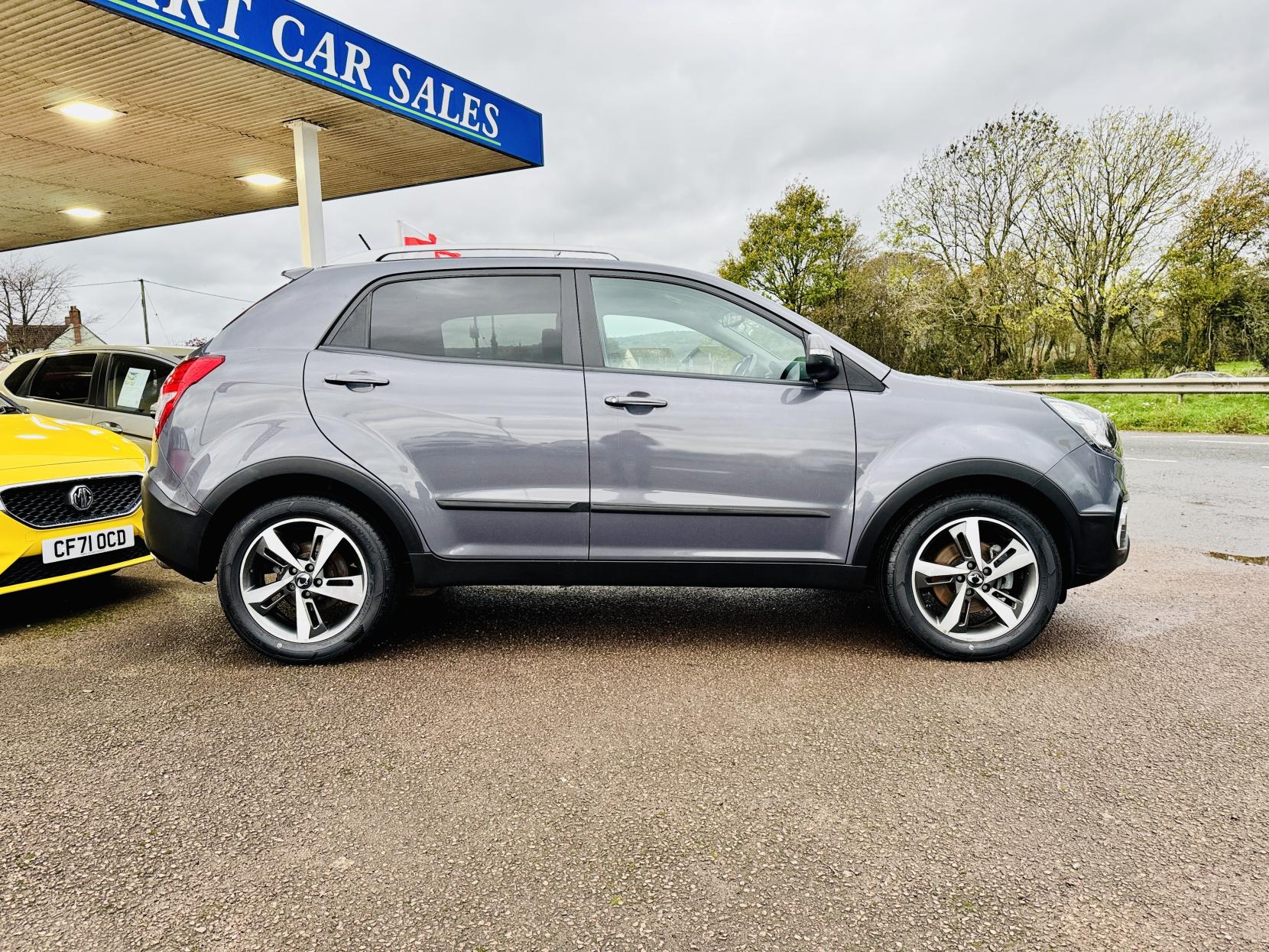 SsangYong Korando 2.2D ELX SUV 5dr Diesel Auto 4WD Euro 6 (178 ps)