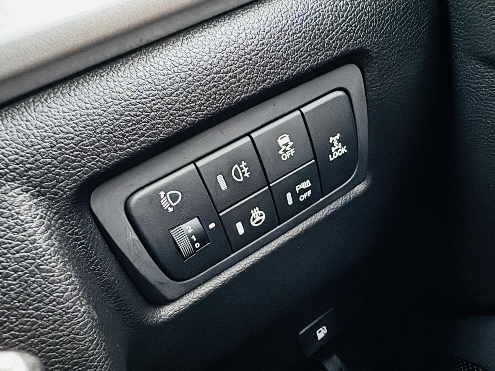 SsangYong Korando 2.2D ELX SUV 5dr Diesel Auto 4WD Euro 6 (178 ps)