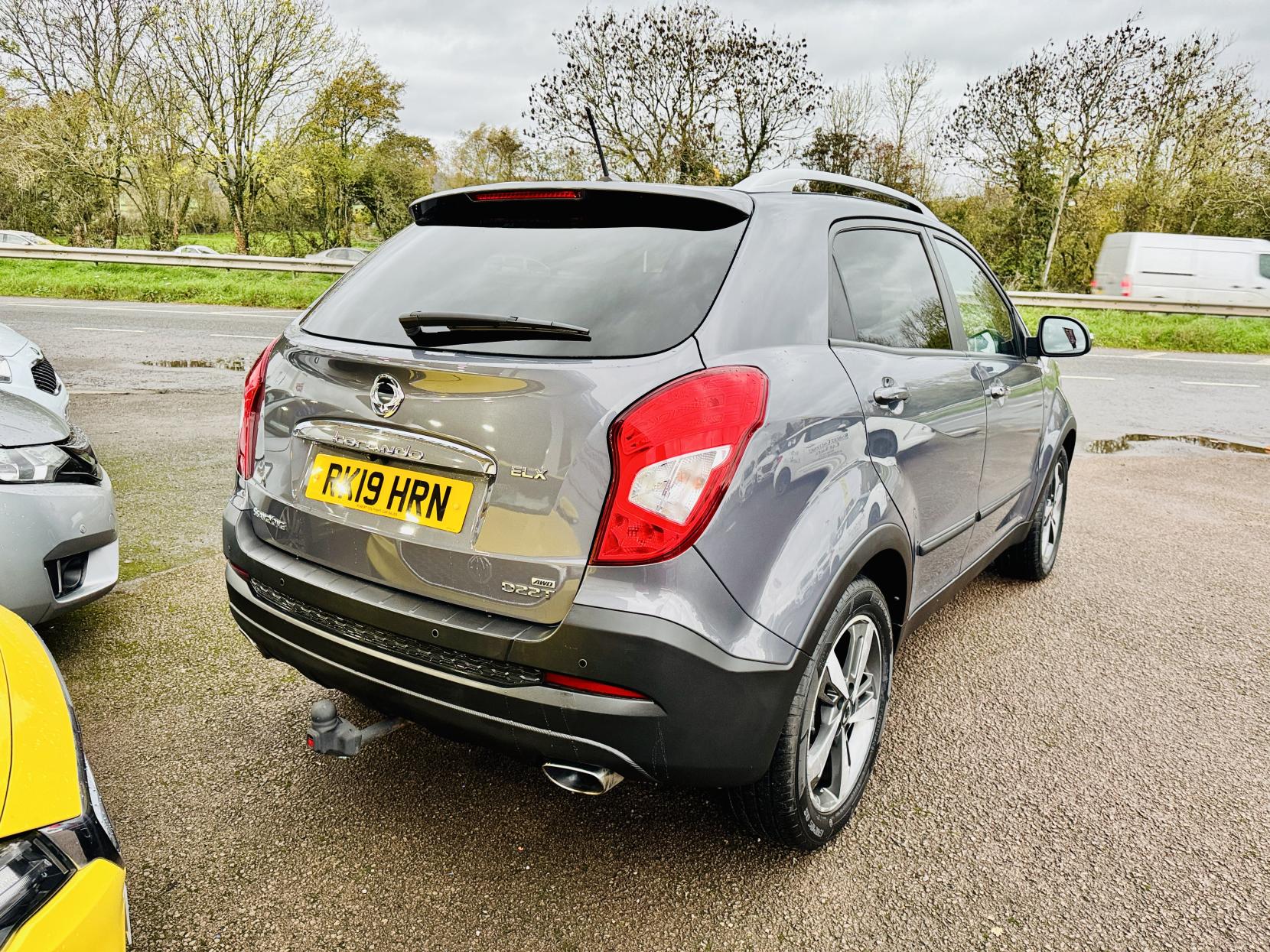 SsangYong Korando 2.2D ELX SUV 5dr Diesel Auto 4WD Euro 6 (178 ps)