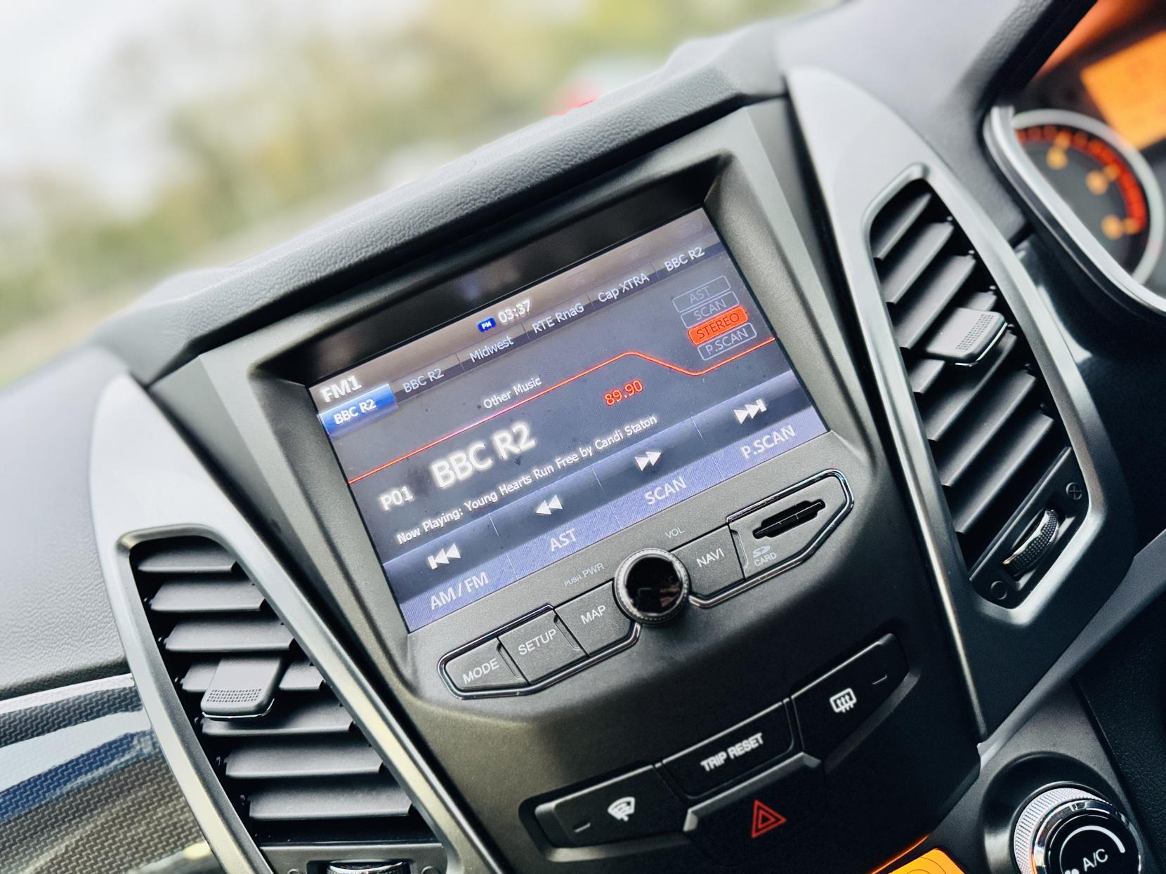 SsangYong Korando 2.2D ELX SUV 5dr Diesel Auto 4WD Euro 6 (178 ps)