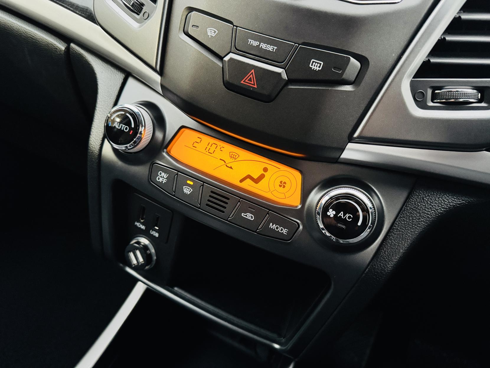 SsangYong Korando 2.2D ELX SUV 5dr Diesel Auto 4WD Euro 6 (178 ps)