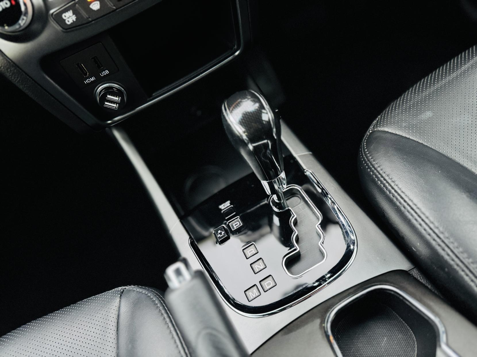 SsangYong Korando 2.2D ELX SUV 5dr Diesel Auto 4WD Euro 6 (178 ps)