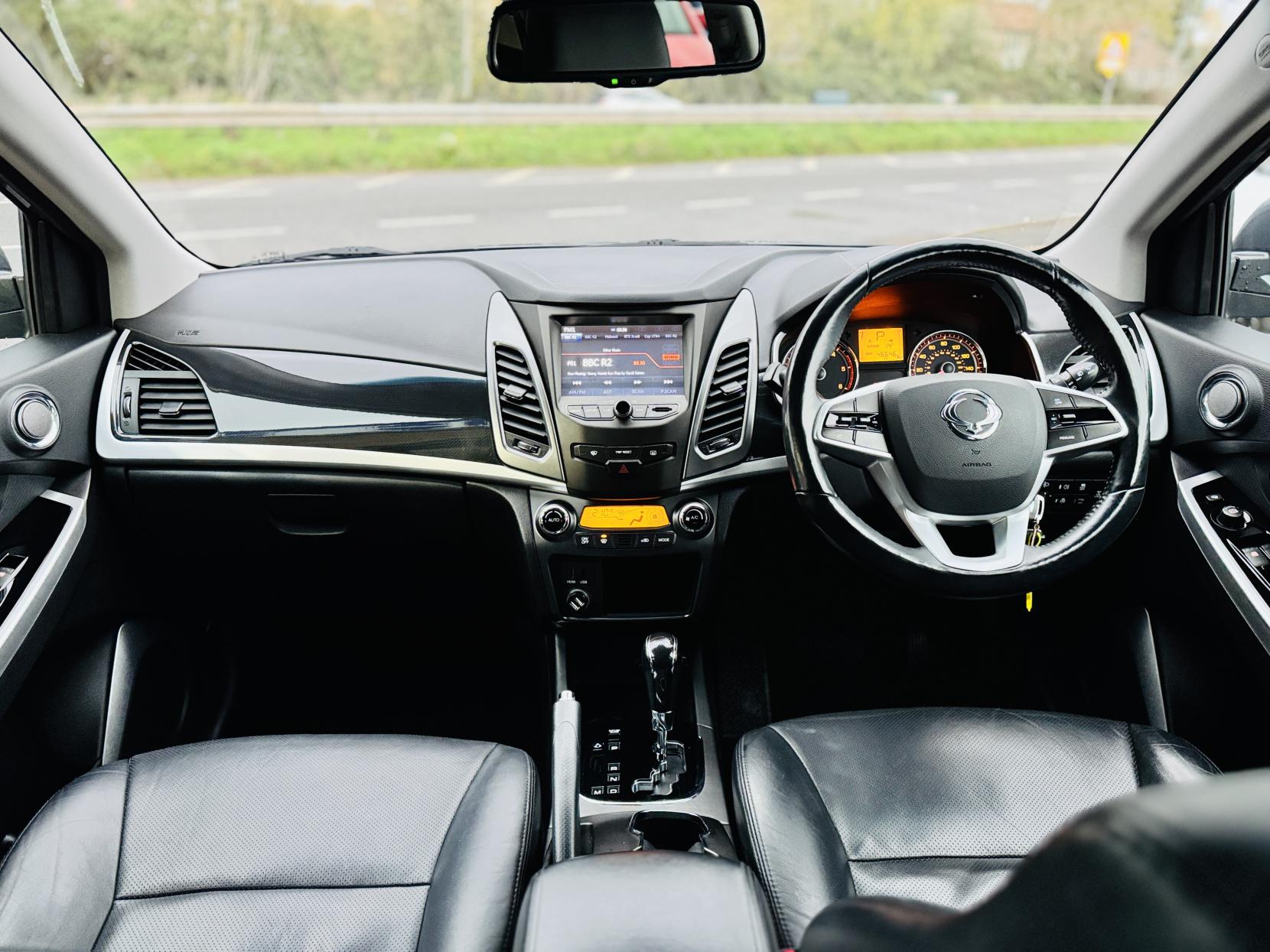 SsangYong Korando 2.2D ELX SUV 5dr Diesel Auto 4WD Euro 6 (178 ps)