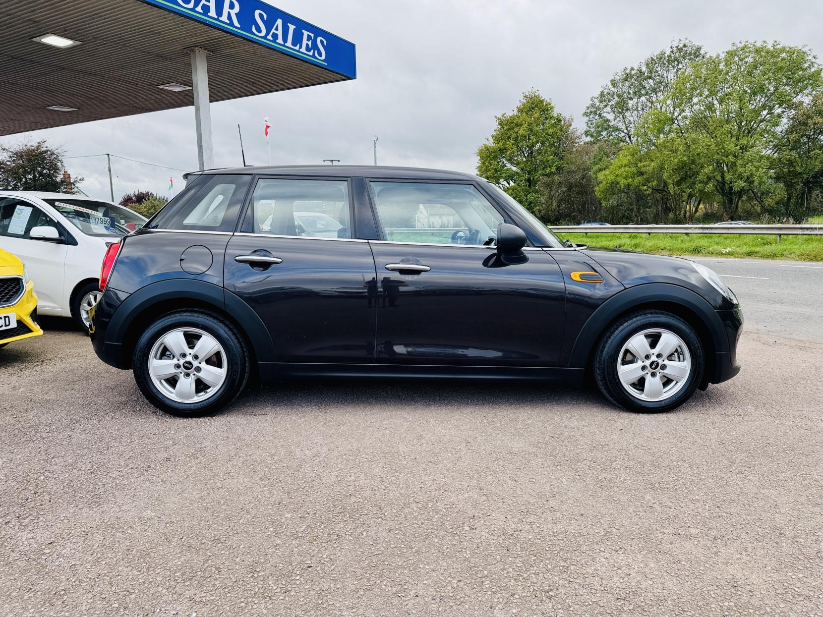 MINI Hatch 1.2 One Hatchback 5dr Petrol Manual Euro 6 (s/s) (102 ps)