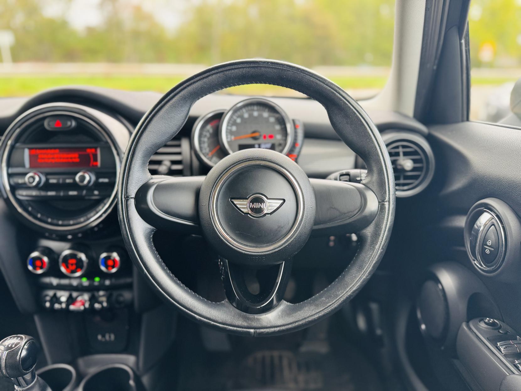MINI Hatch 1.2 One Hatchback 5dr Petrol Manual Euro 6 (s/s) (102 ps)