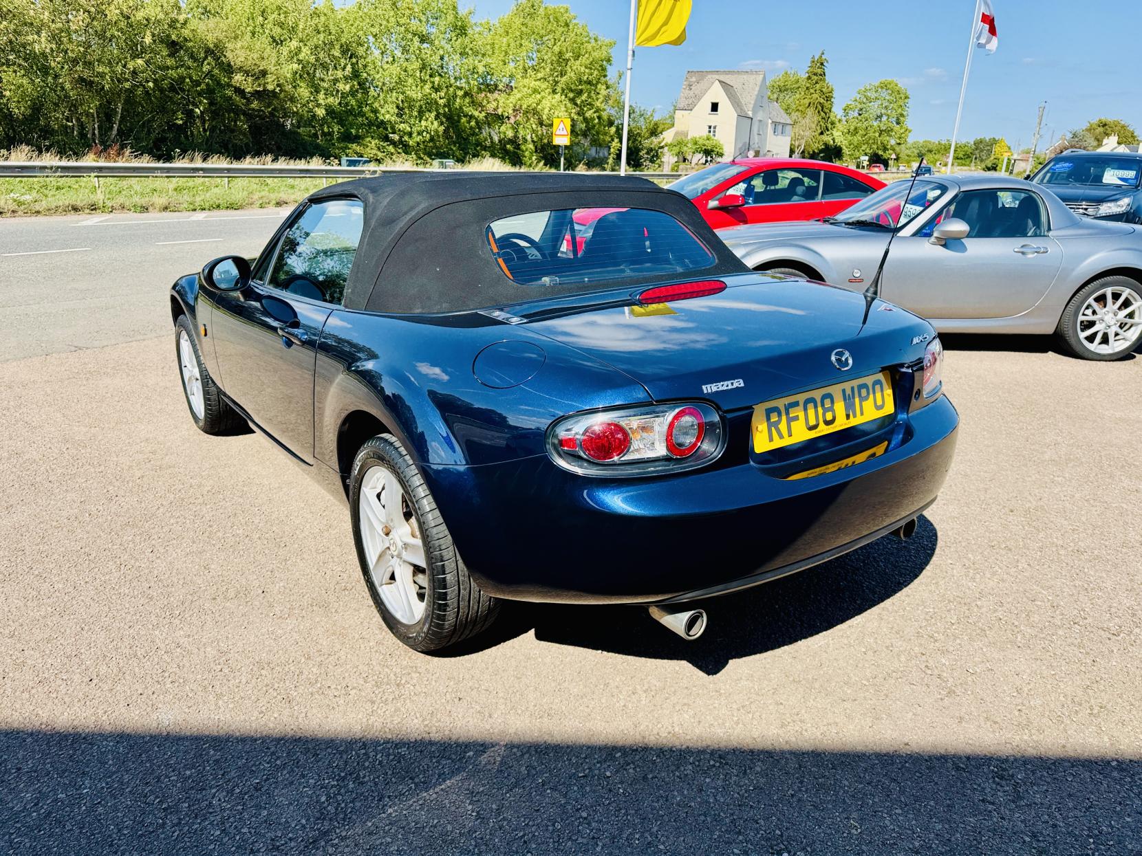 Mazda MX-5 1.8i Convertible 2dr Petrol Manual Euro 4 (126 ps)