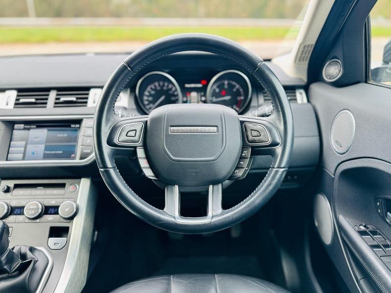 Land Rover Range Rover Evoque 2.2 eD4 Pure SUV 5dr Diesel Manual FWD Euro 5 (s/s) (150 ps)