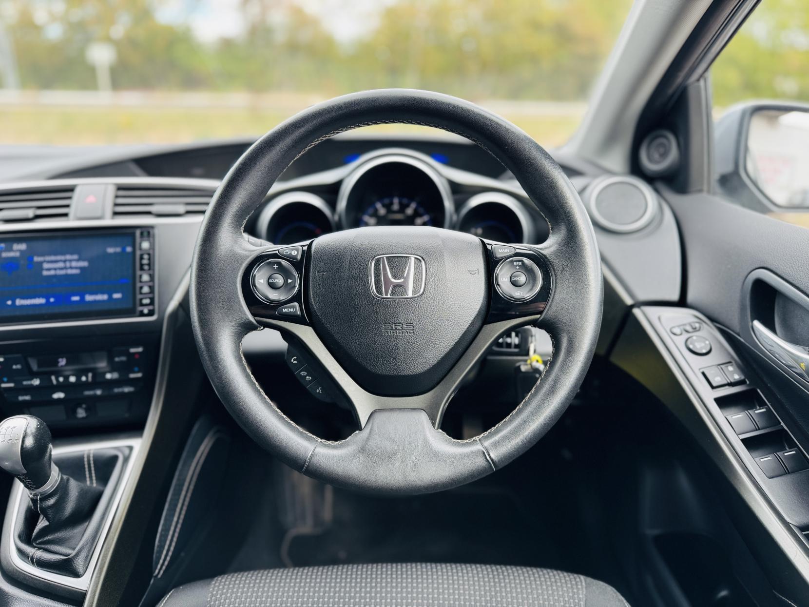 Honda Civic 1.8 i-VTEC SE Plus (Navi) Hatchback 5dr Petrol Manual Euro 6 (s/s) (142 ps)
