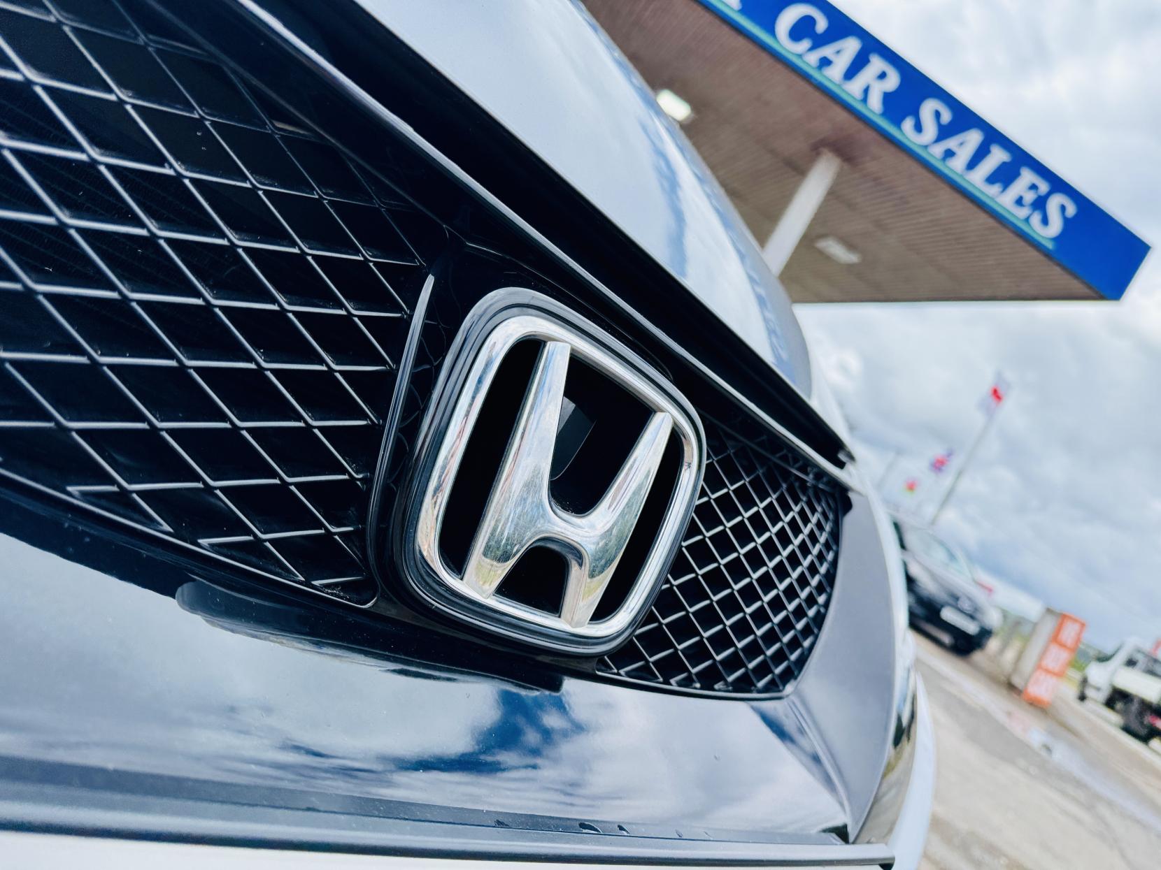 Honda Civic 1.8 i-VTEC SE Plus (Navi) Hatchback 5dr Petrol Manual Euro 6 (s/s) (142 ps)