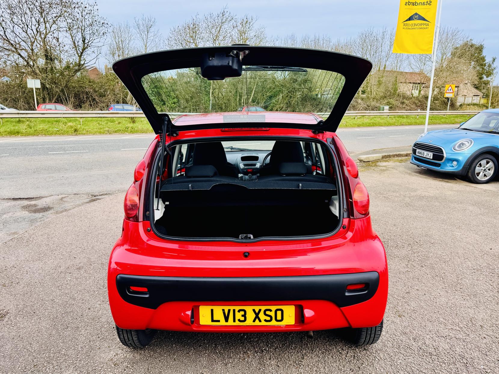 Peugeot 107 1.0 12V Active Hatchback 5dr Petrol 2 Tronic Euro 5 (68 ps)