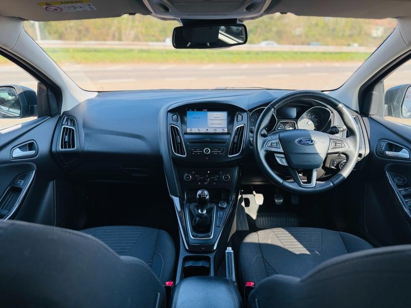 Ford Focus TITANIUM