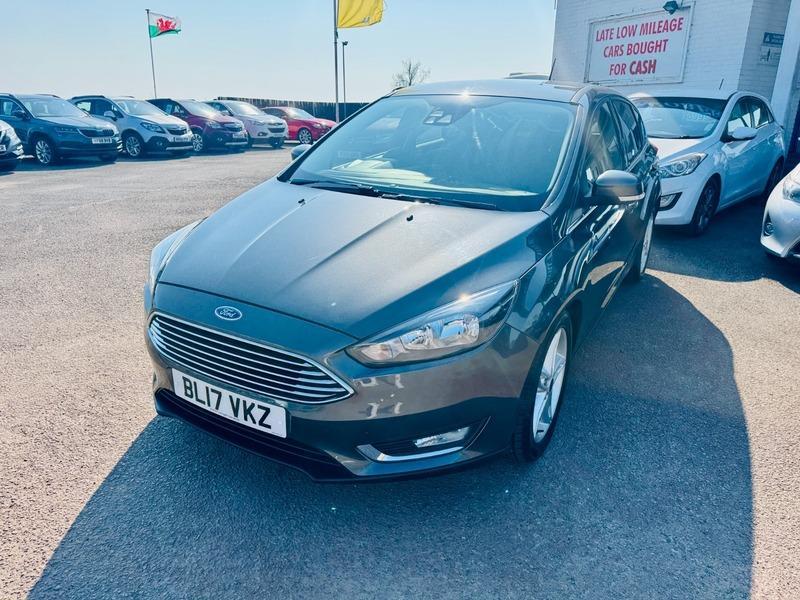 Ford Focus TITANIUM