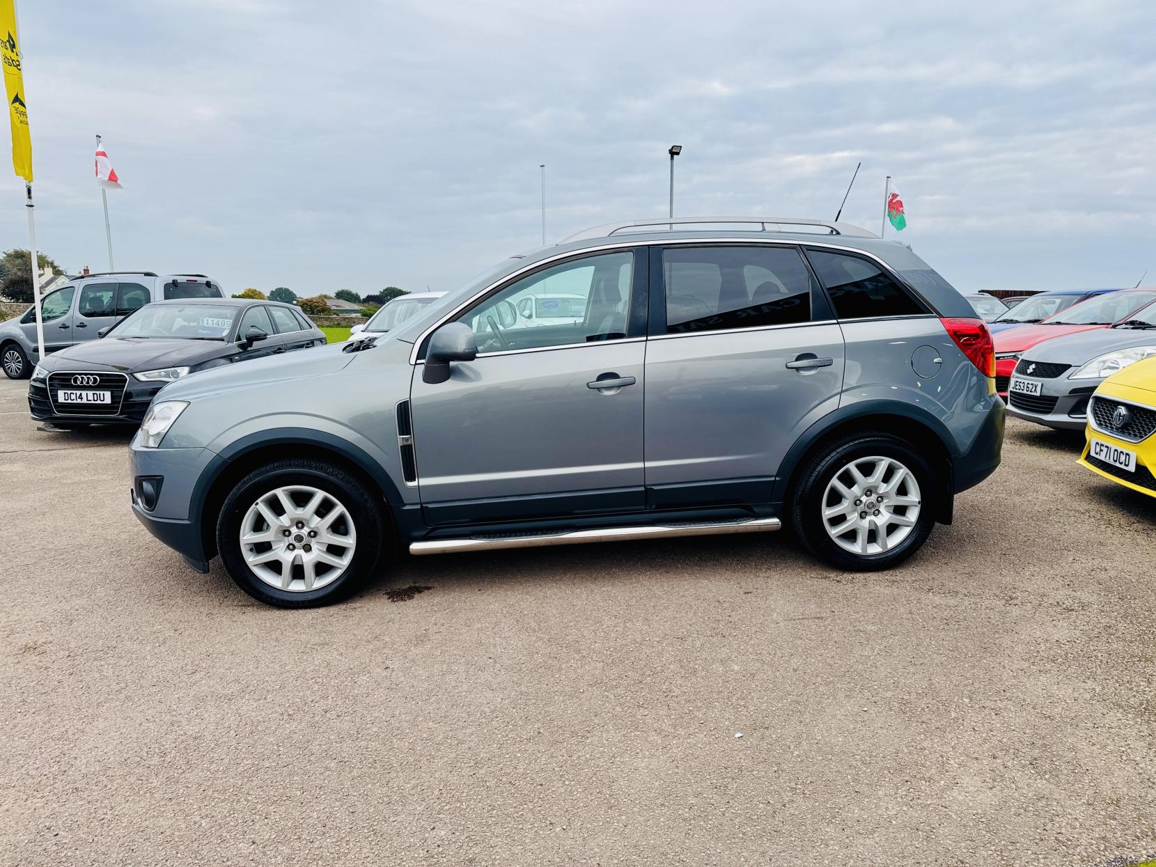 Vauxhall Antara 2.2 CDTi Exclusiv SUV 5dr Diesel Manual 4WD Euro 5 (s/s) (163 ps)