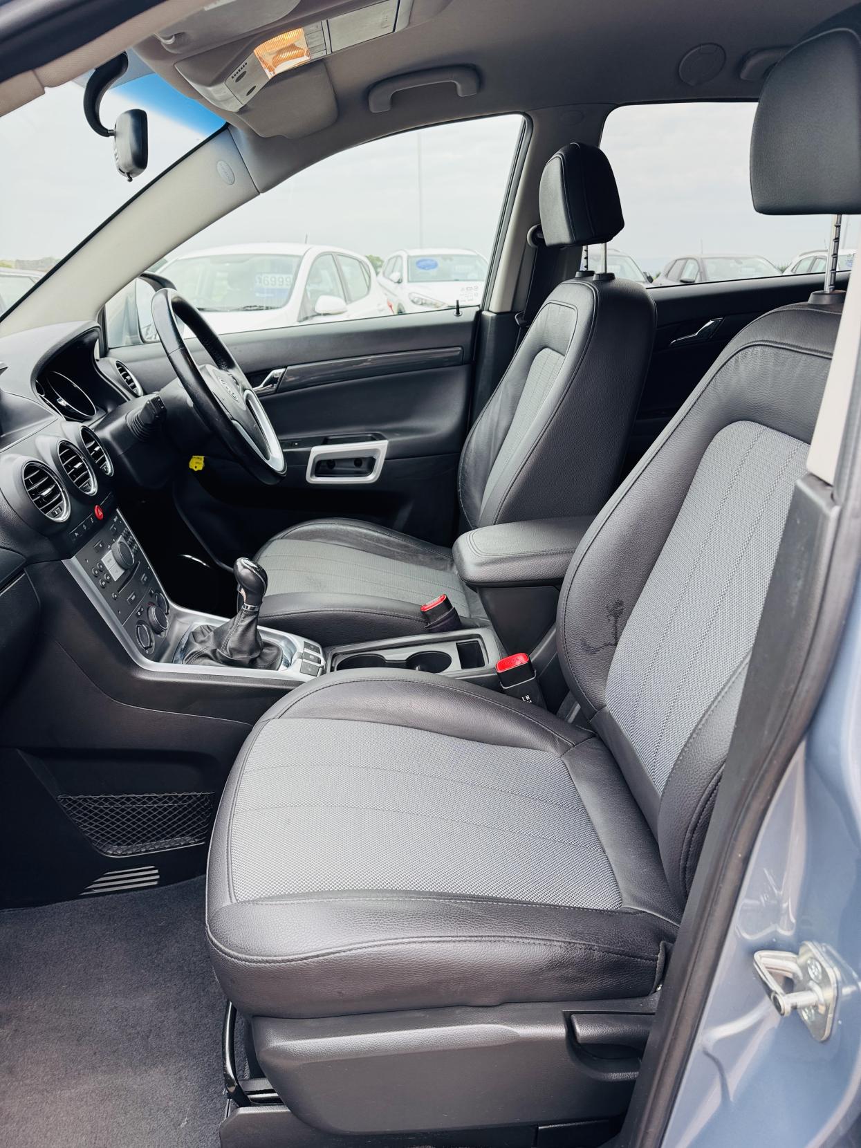 Vauxhall Antara 2.2 CDTi Exclusiv SUV 5dr Diesel Manual 4WD Euro 5 (s/s) (163 ps)