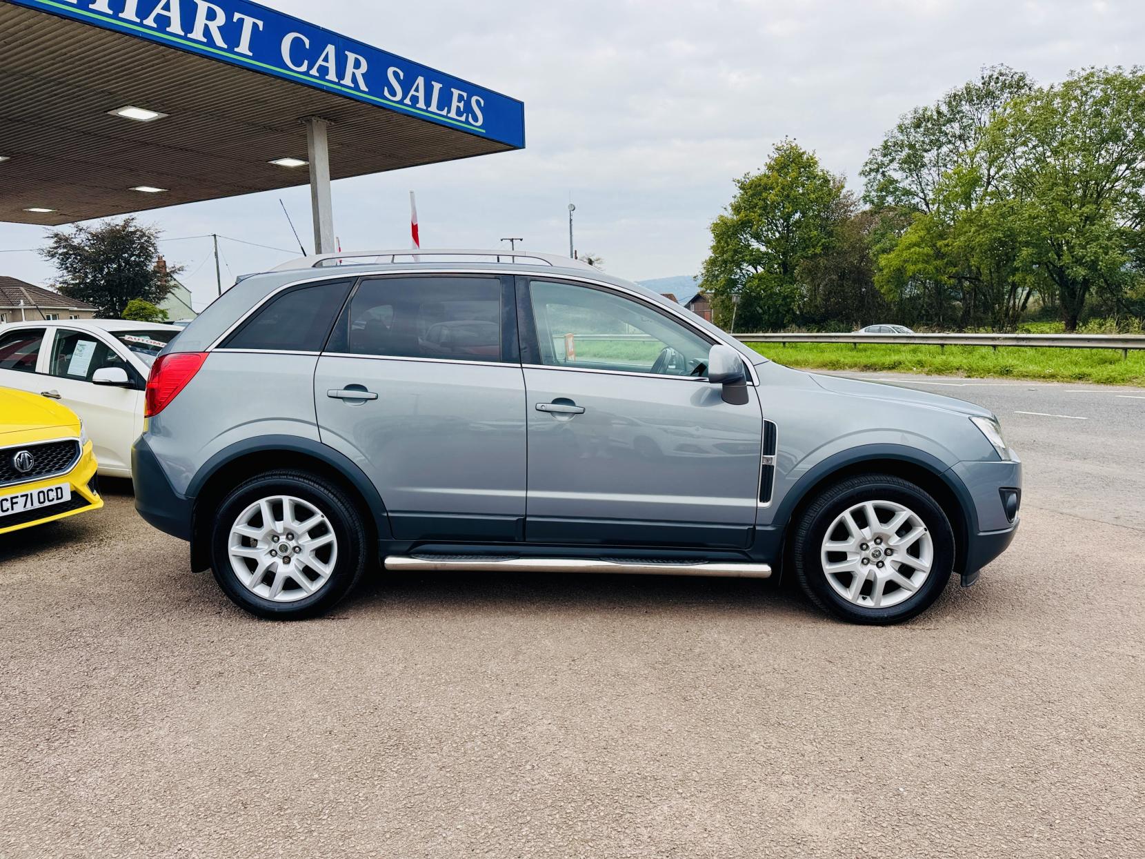 Vauxhall Antara 2.2 CDTi Exclusiv SUV 5dr Diesel Manual 4WD Euro 5 (s/s) (163 ps)