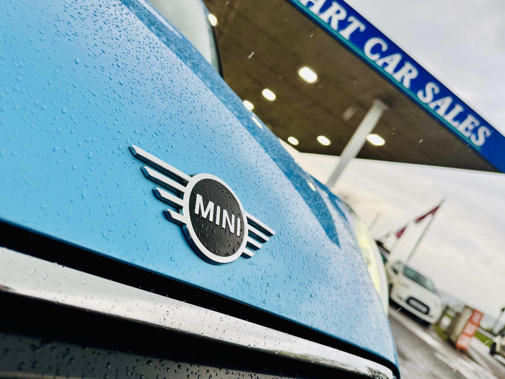 MINI Hatch 1.5 Cooper Hatchback 5dr Petrol Manual Euro 6 (s/s) (136 ps)