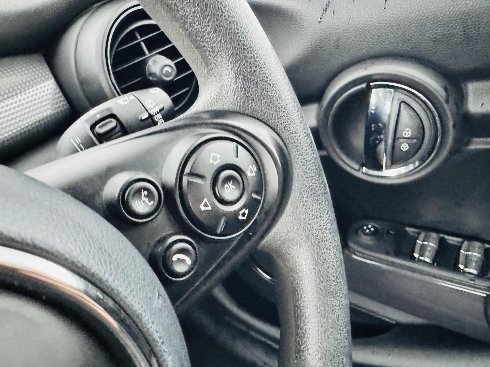 MINI Hatch 1.5 Cooper Hatchback 5dr Petrol Manual Euro 6 (s/s) (136 ps)