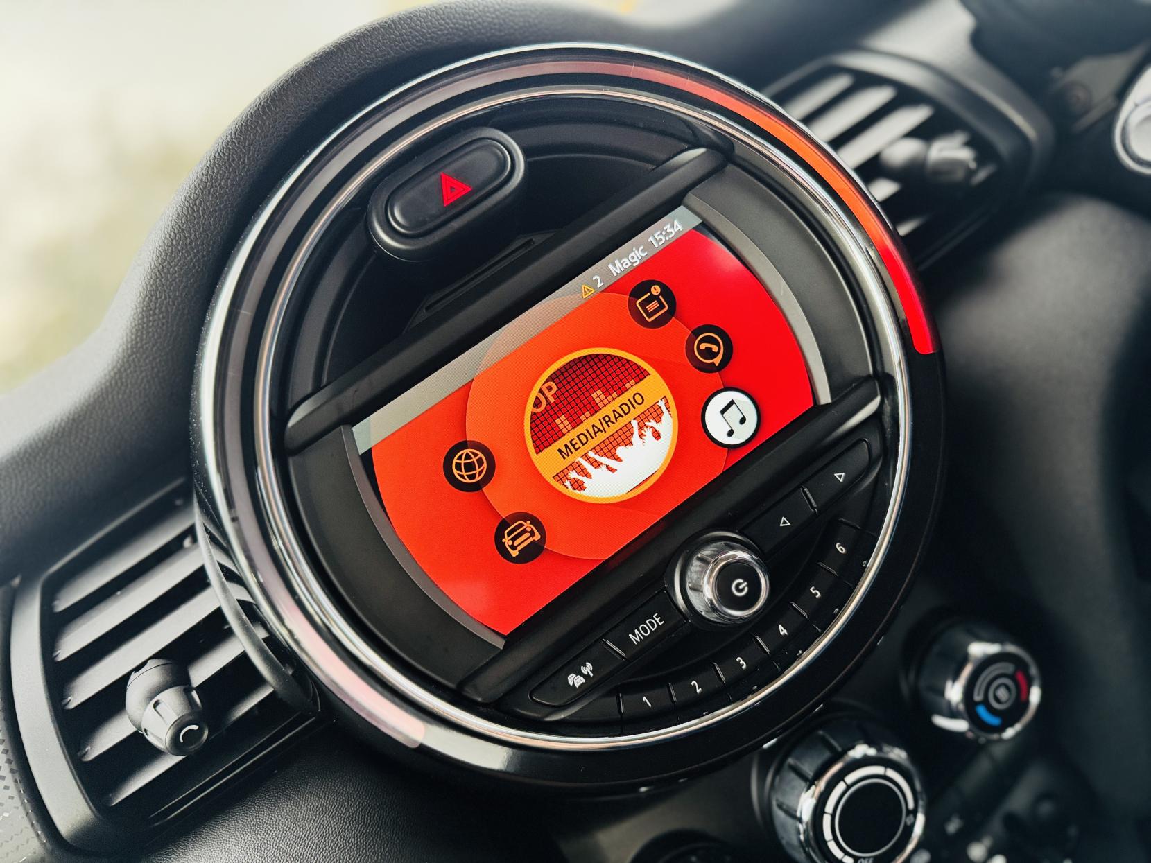 MINI Hatch 1.5 Cooper Hatchback 5dr Petrol Manual Euro 6 (s/s) (136 ps)