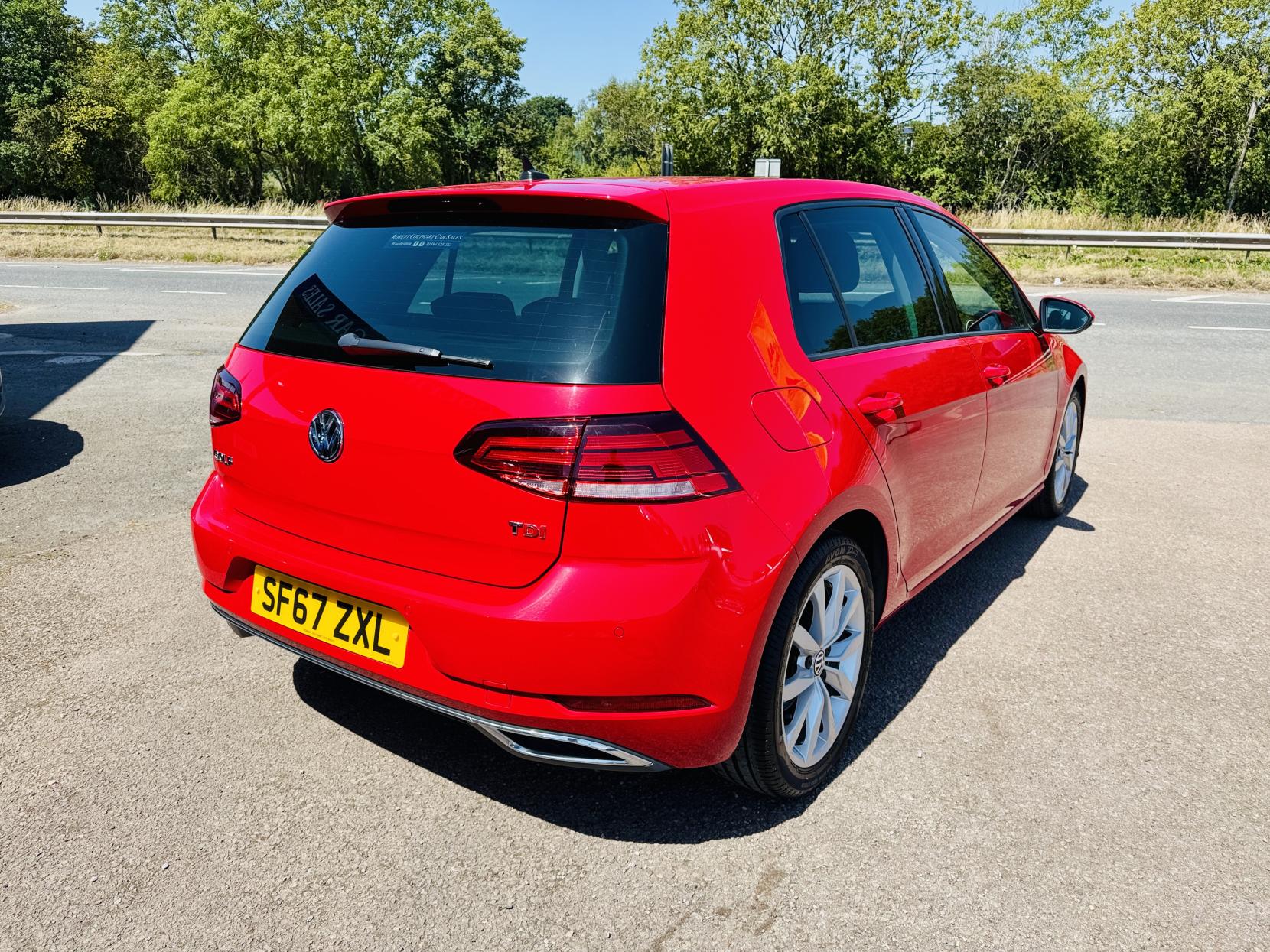Volkswagen Golf 1.6 TDI BlueMotion Tech GT Hatchback 5dr Diesel Manual Euro 6 (s/s) (115 ps)