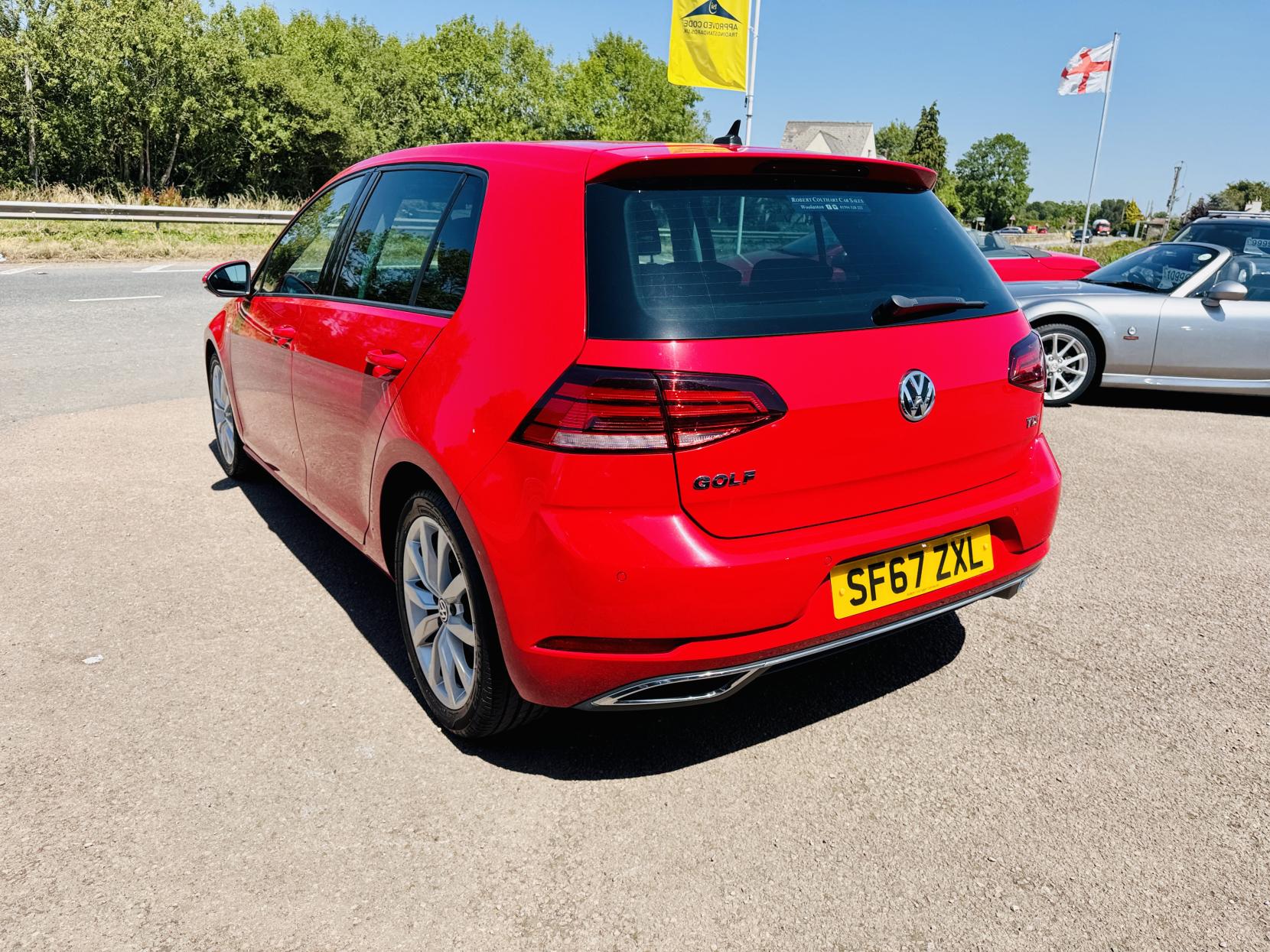 Volkswagen Golf 1.6 TDI BlueMotion Tech GT Hatchback 5dr Diesel Manual Euro 6 (s/s) (115 ps)