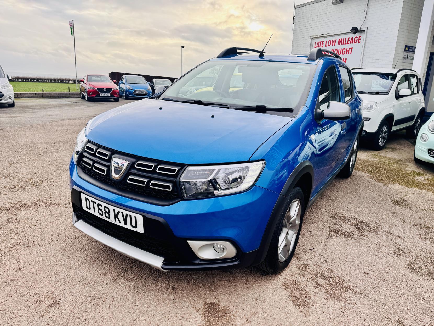 Dacia Sandero Stepway 0.9 TCe Essential Hatchback 5dr Petrol Manual Euro 6 (s/s) (90 ps)