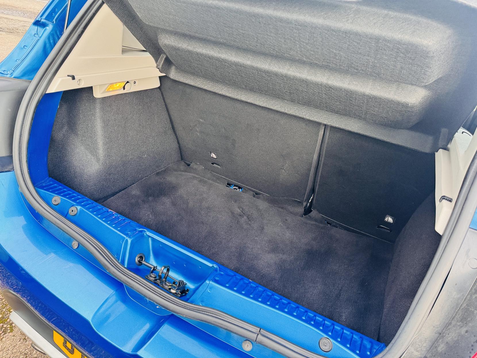 Dacia Sandero Stepway 0.9 TCe Essential Hatchback 5dr Petrol Manual Euro 6 (s/s) (90 ps)