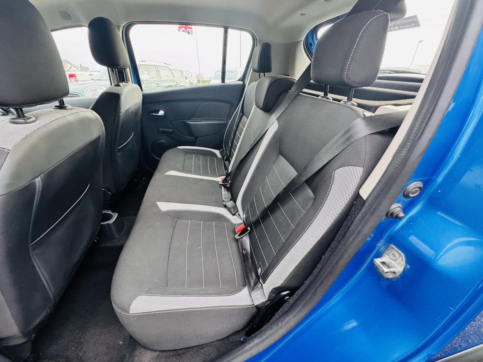 Dacia Sandero Stepway 0.9 TCe Essential Hatchback 5dr Petrol Manual Euro 6 (s/s) (90 ps)