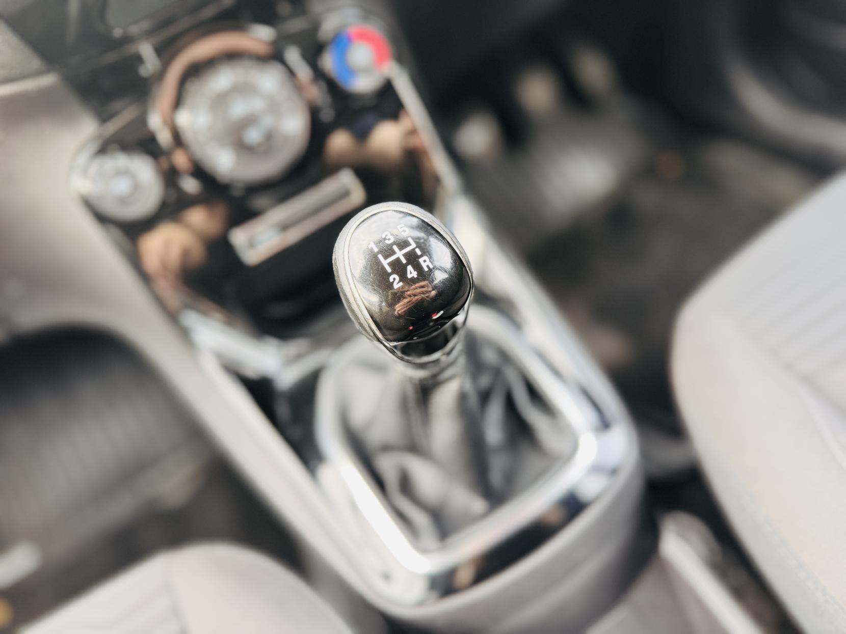 Ford Fiesta 1.0T EcoBoost Zetec Hatchback 5dr Petrol Manual Euro 6 (s/s) (100 ps)