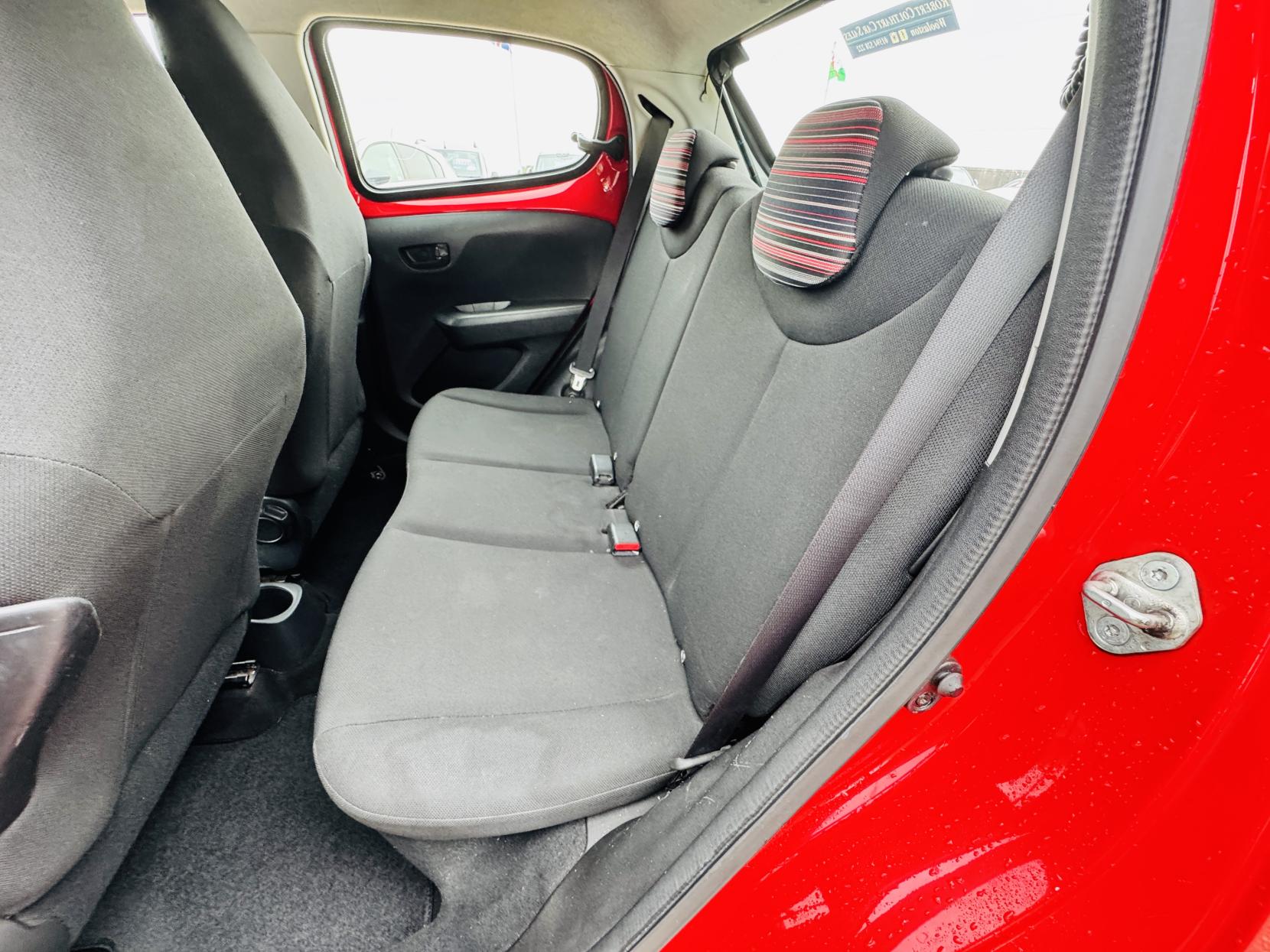 Citroen C1 1.0 VTi Feel Hatchback 5dr Petrol Manual Euro 6 (68 ps)