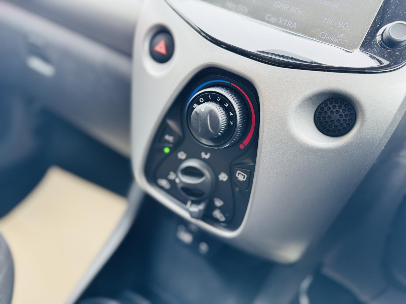 Citroen C1 1.0 VTi Feel Hatchback 5dr Petrol Manual Euro 6 (68 ps)