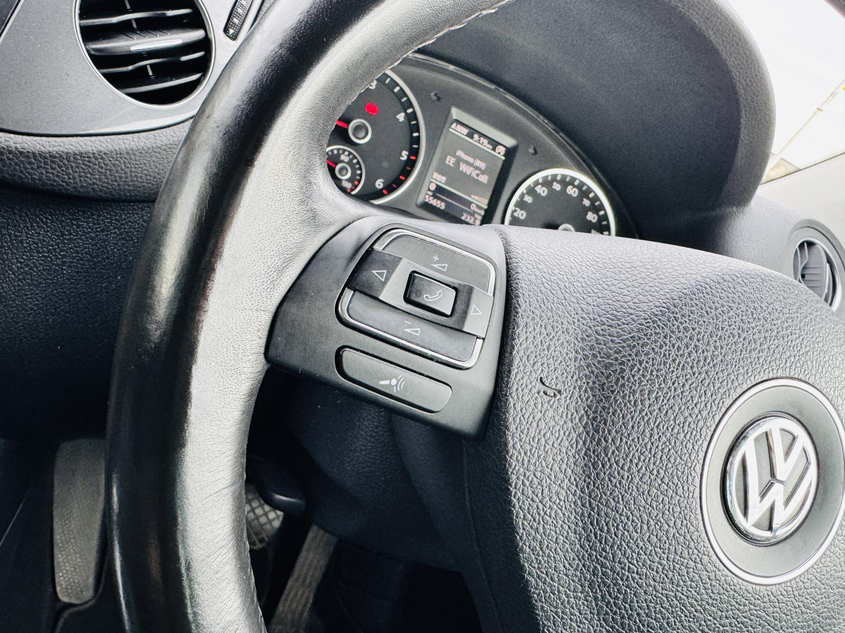 Volkswagen Tiguan 2.0 TDI BlueMotion Tech SE SUV 5dr Diesel DSG 4WD Euro 5 (s/s) (140 ps)