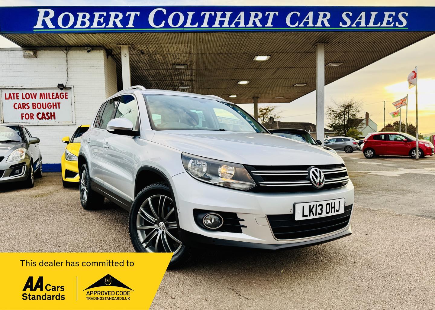 Volkswagen Tiguan 2.0 TDI BlueMotion Tech SE SUV 5dr Diesel DSG 4WD Euro 5 (s/s) (140 ps)