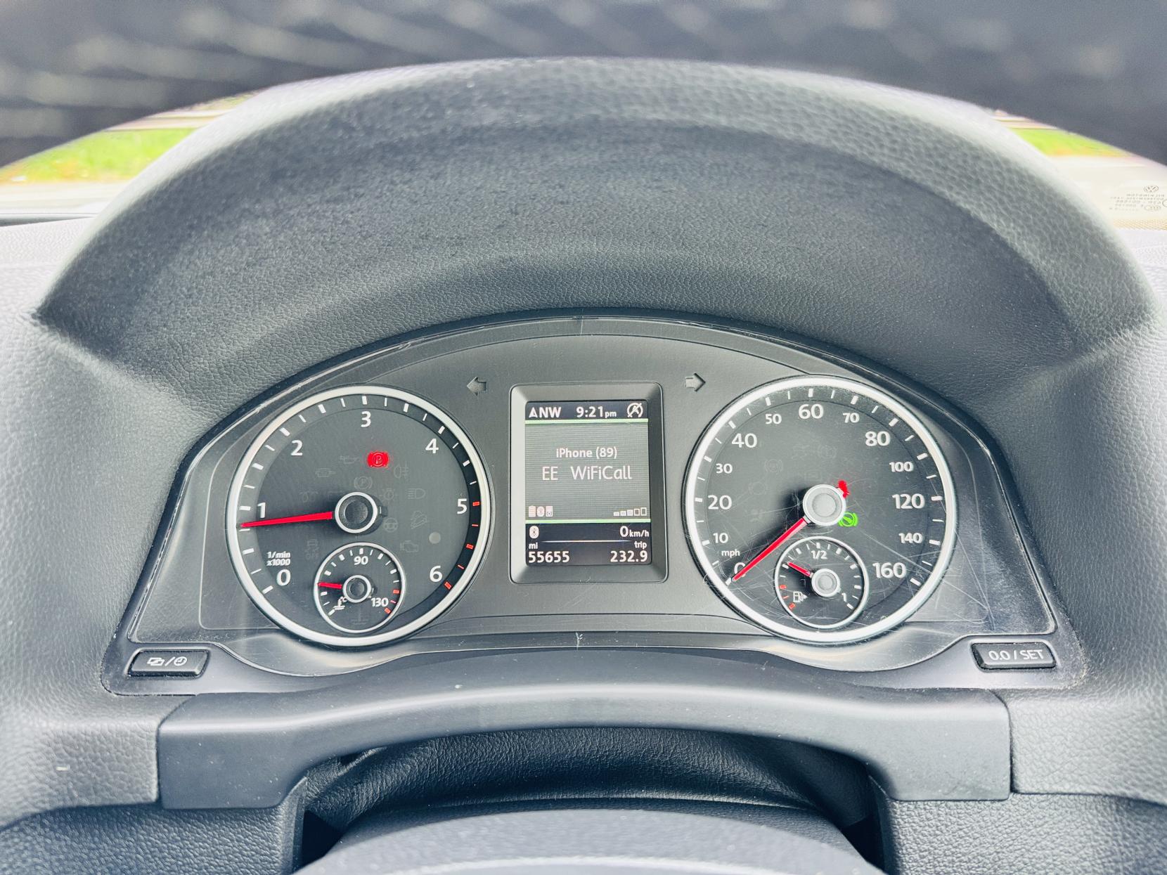 Volkswagen Tiguan 2.0 TDI BlueMotion Tech SE SUV 5dr Diesel DSG 4WD Euro 5 (s/s) (140 ps)