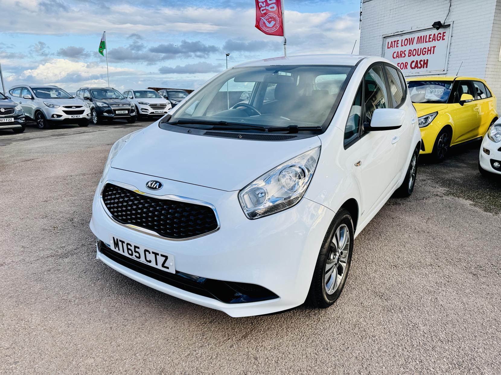 Kia Venga 1.4 SR7 MPV 5dr Petrol Manual Euro 6 (s/s) (89 bhp)