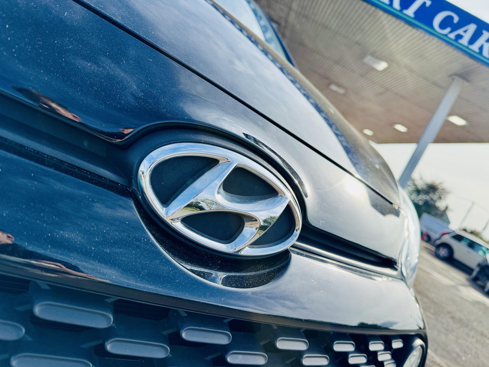 Hyundai i10 1.2 Premium SE Hatchback 5dr Petrol Auto Euro 6 (87 ps)
