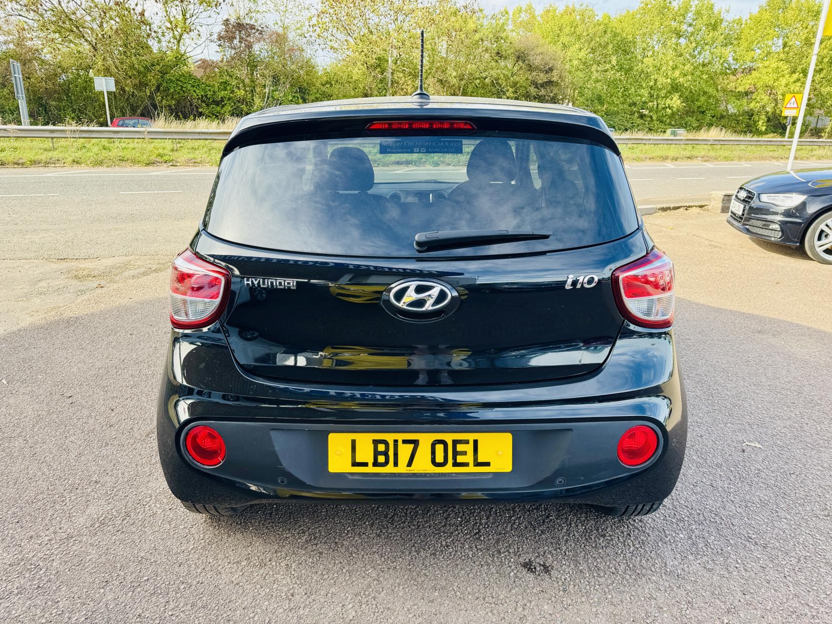 Hyundai i10 1.2 Premium SE Hatchback 5dr Petrol Auto Euro 6 (87 ps)