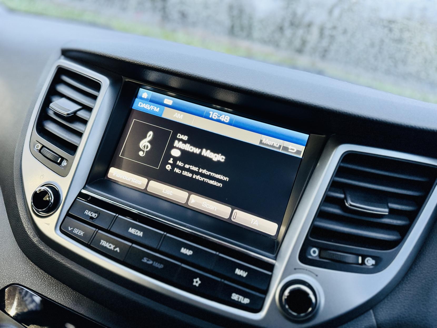 Hyundai TUCSON 1.6 GDi Blue Drive SE Nav SUV 5dr Petrol Manual Euro 6 (s/s) (132 ps)