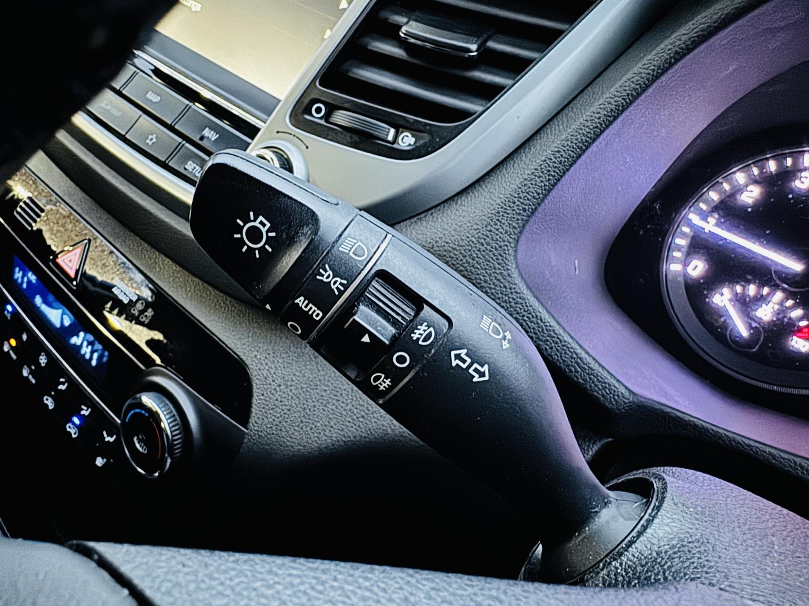 Hyundai TUCSON 1.6 GDi Blue Drive SE Nav SUV 5dr Petrol Manual Euro 6 (s/s) (132 ps)