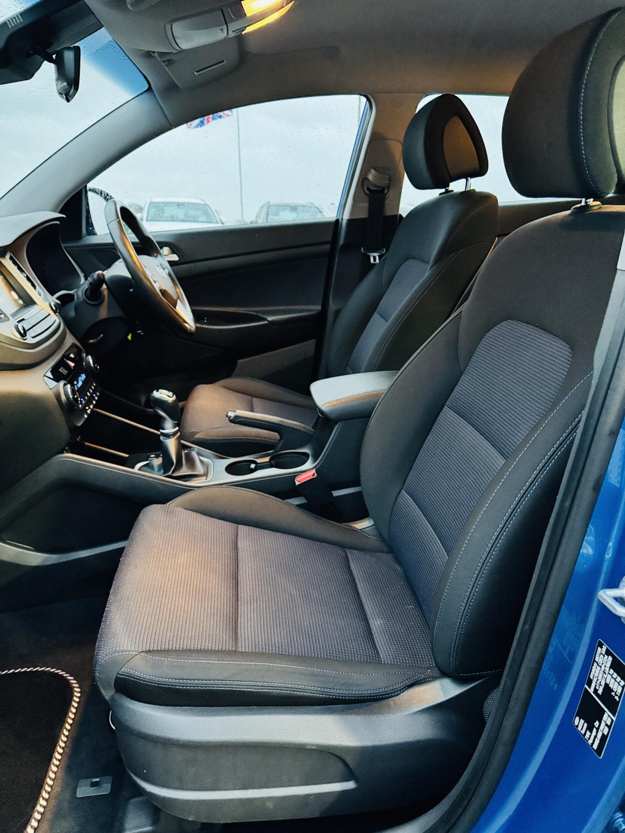 Hyundai TUCSON 1.6 GDi Blue Drive SE Nav SUV 5dr Petrol Manual Euro 6 (s/s) (132 ps)