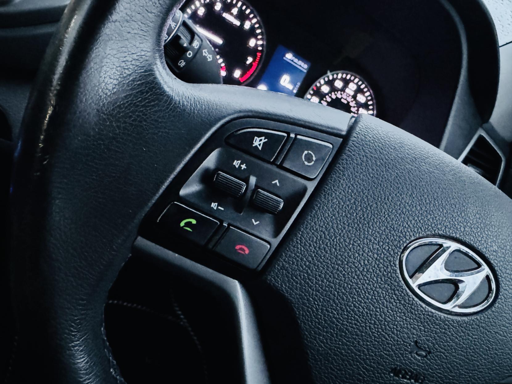 Hyundai TUCSON 1.6 GDi Blue Drive SE Nav SUV 5dr Petrol Manual Euro 6 (s/s) (132 ps)