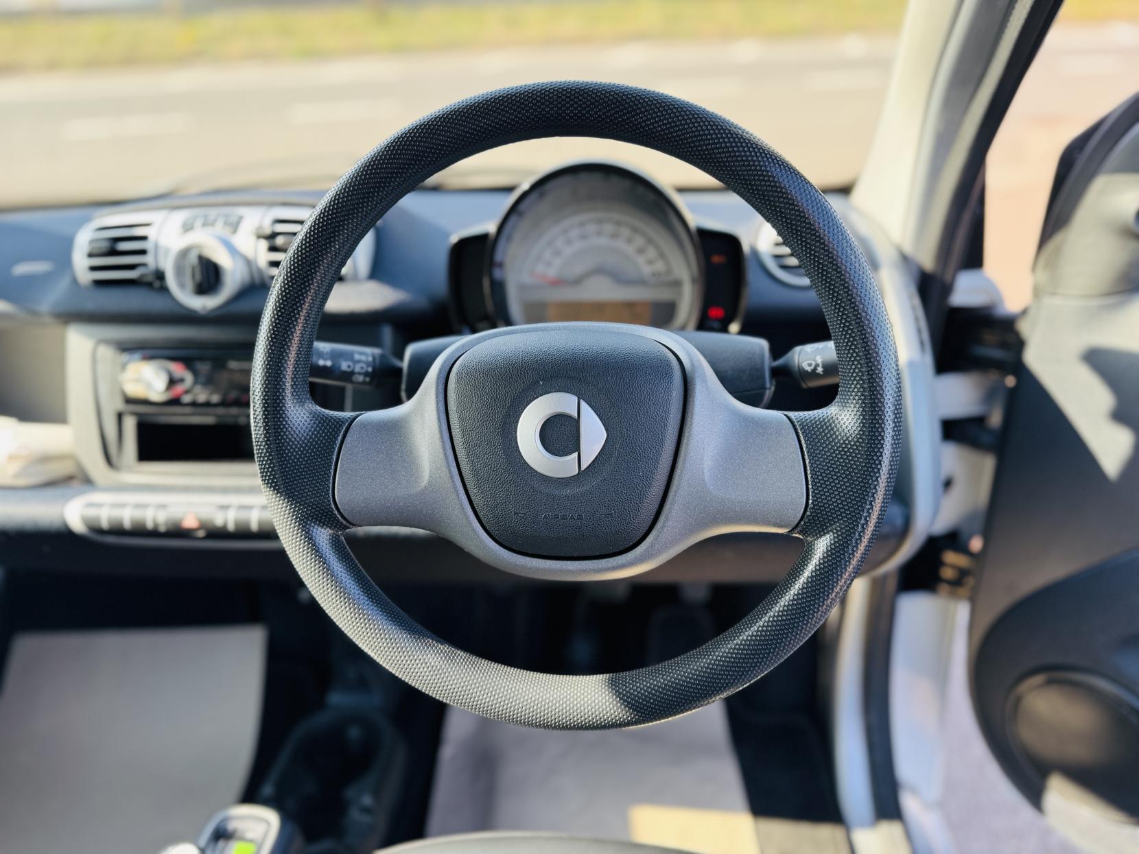 Smart fortwo 1.0 MHD Pure Coupe 2dr Petrol Auto Euro 4 (61 bhp)