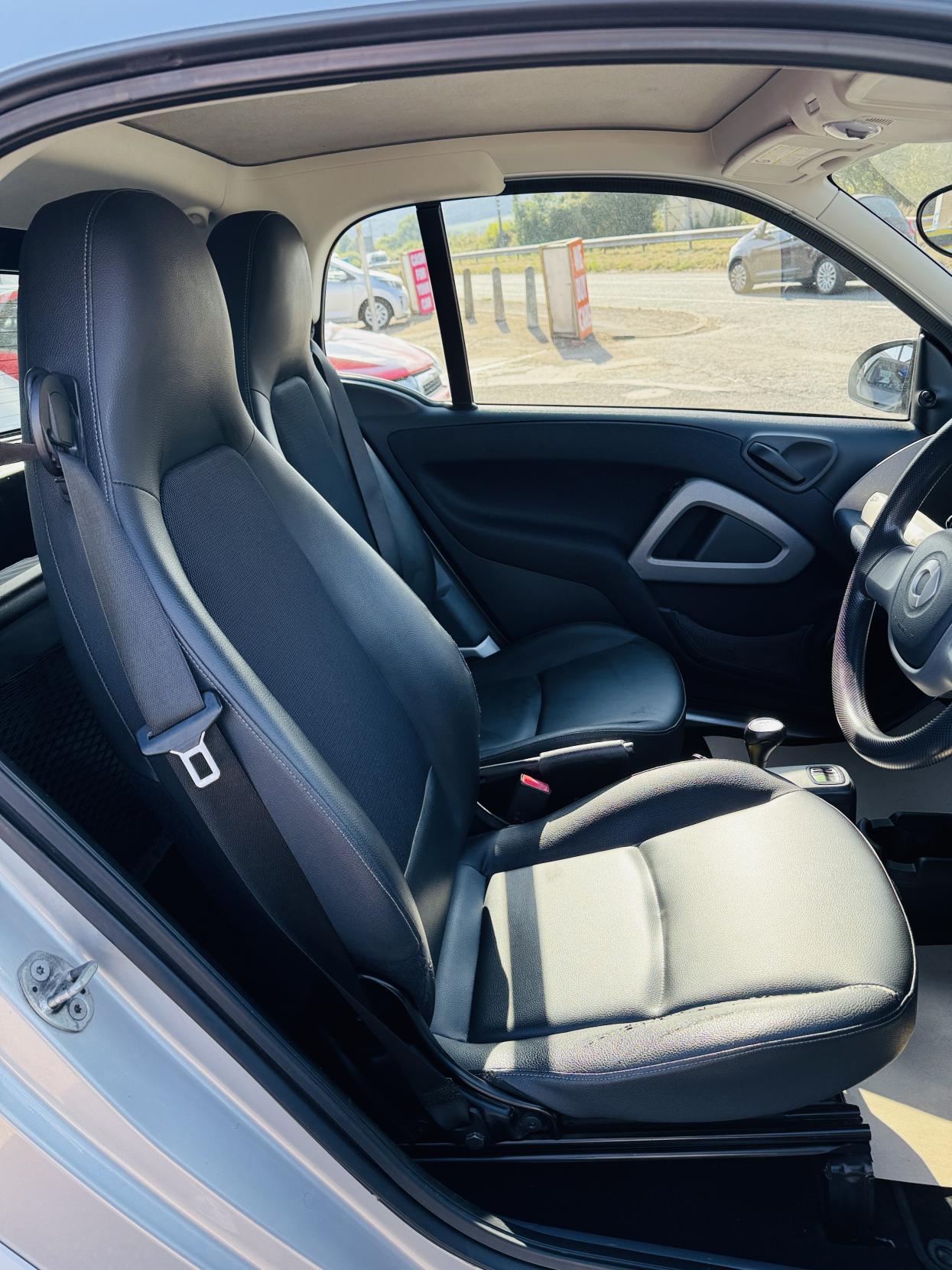 Smart fortwo 1.0 MHD Pure Coupe 2dr Petrol Auto Euro 4 (61 bhp)