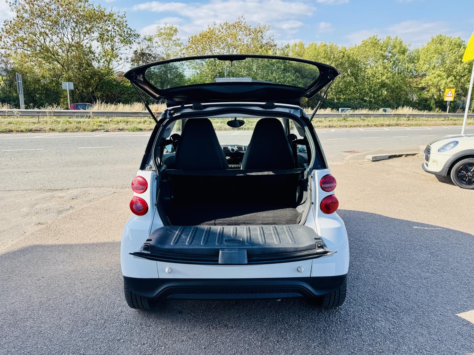 Smart fortwo 1.0 MHD Pure Coupe 2dr Petrol Auto Euro 4 (61 bhp)