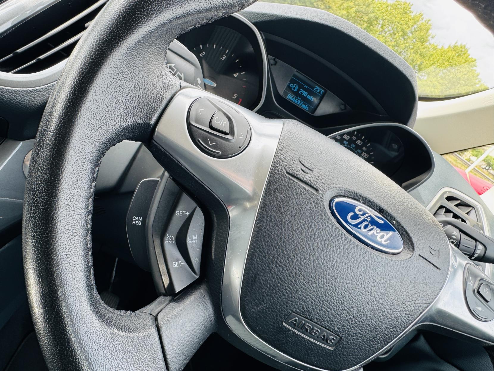 Ford C-Max 1.6 TDCi Titanium MPV 5dr Diesel Manual Euro 5 (115 ps)